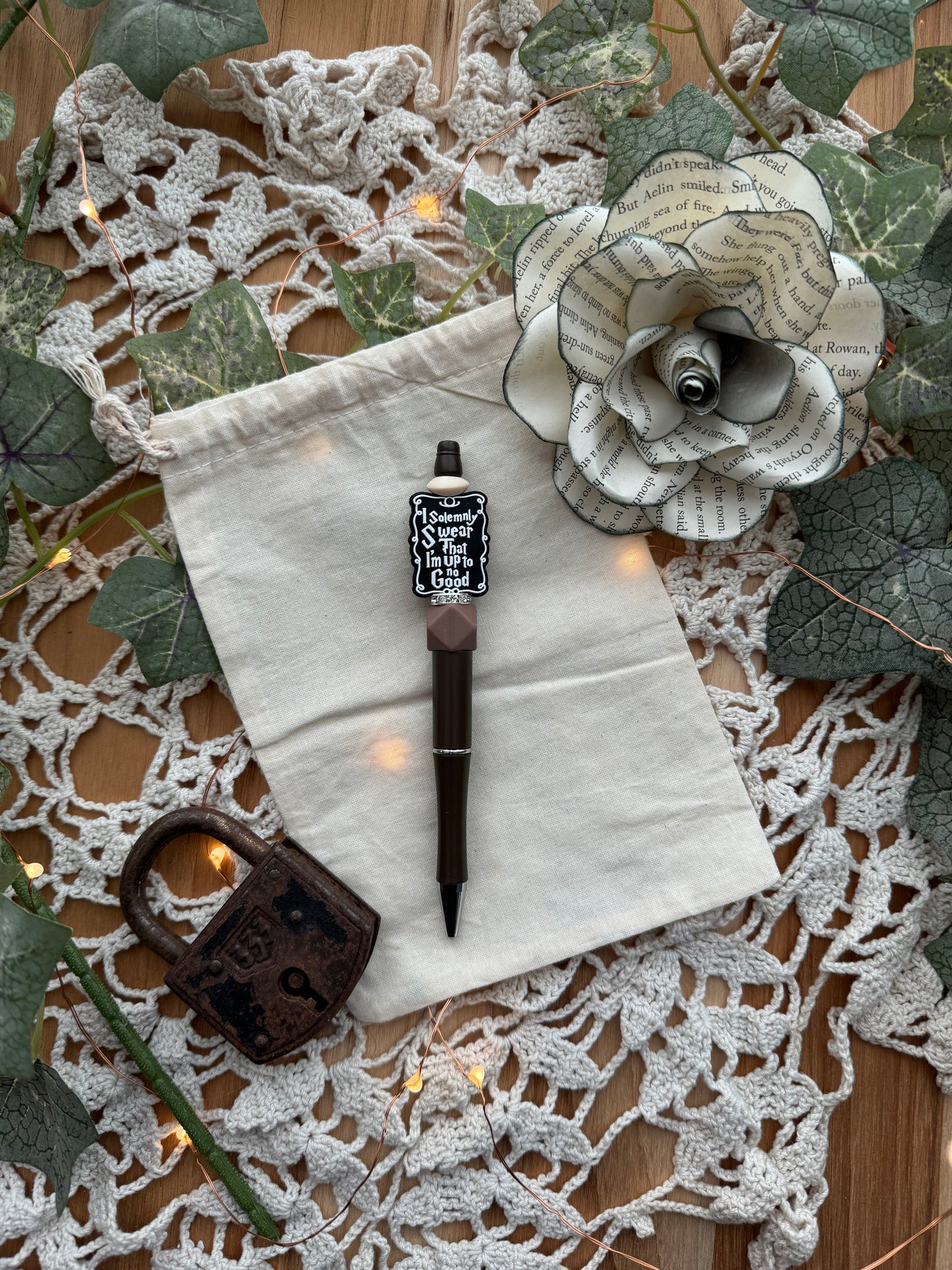 Bookish Pens